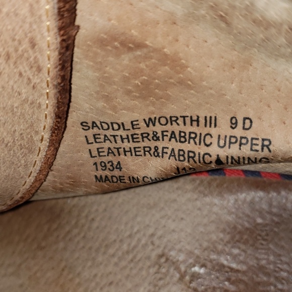 Boots - Picture 4 of 4